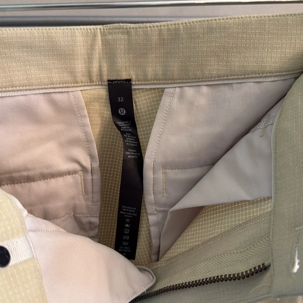 Lululemon Commission Shorts Wovenair - 32”